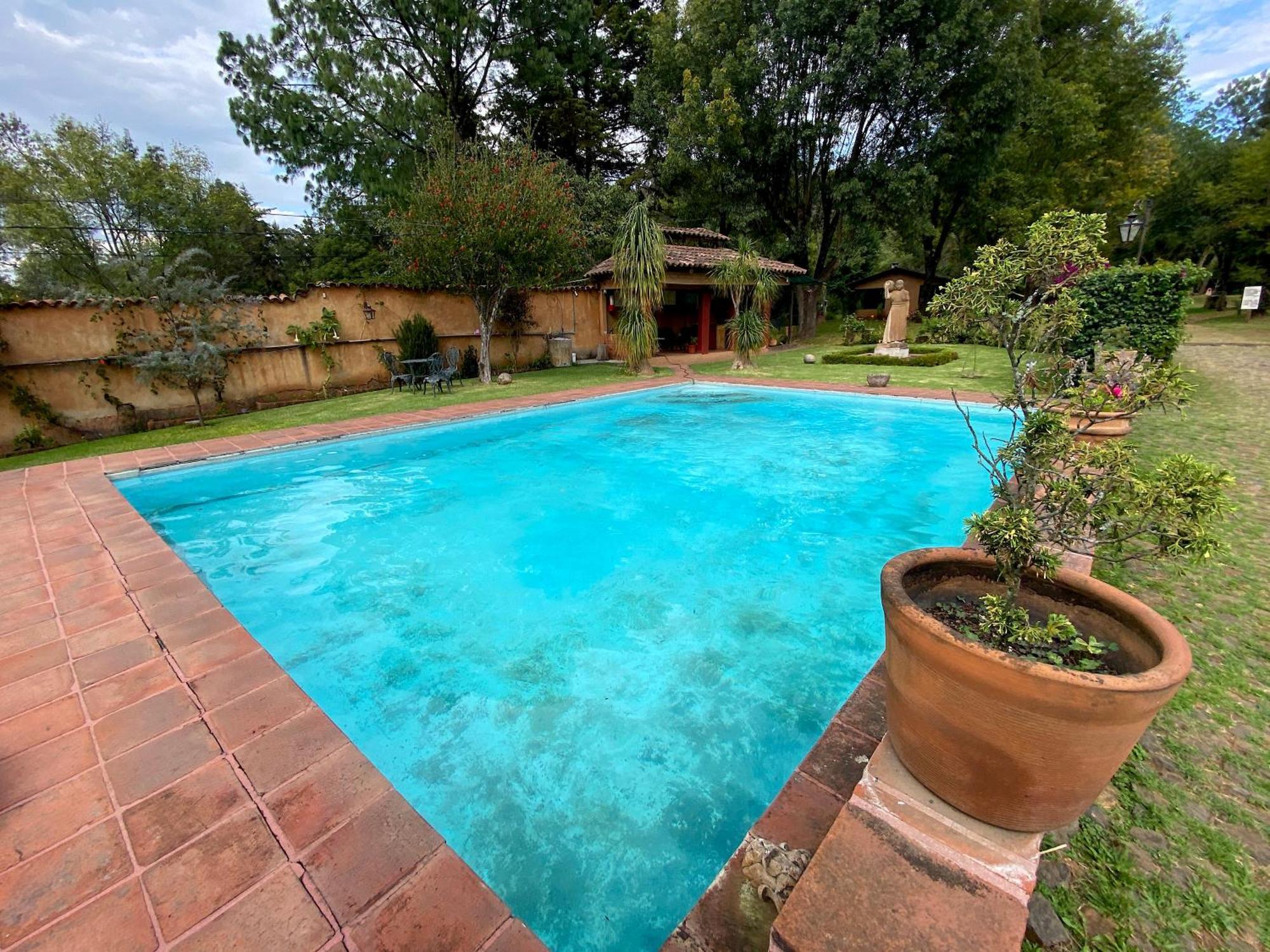 Villa Patzcuaro Garden Hotel Extérieur photo